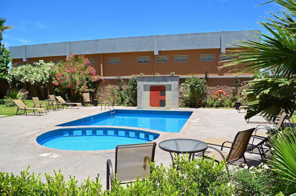 Fiesta Inn Nogales Nogales  エクステリア 写真
