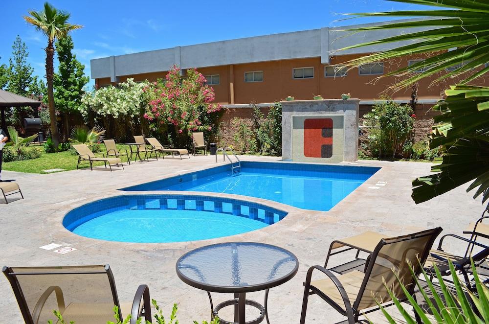 Fiesta Inn Nogales Nogales  エクステリア 写真